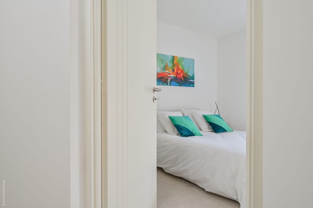 Appartement T4 avec jardin dans la résidence Garden Beach aux Lecques Terrasse du T4 au sein de la résidence Garden Beach à Saint-Cyr-sur-Mer Piscine de la résidence Garden Beach aux Lecques Résidence récente Garden Beach à proximité de la mer aux Lecques